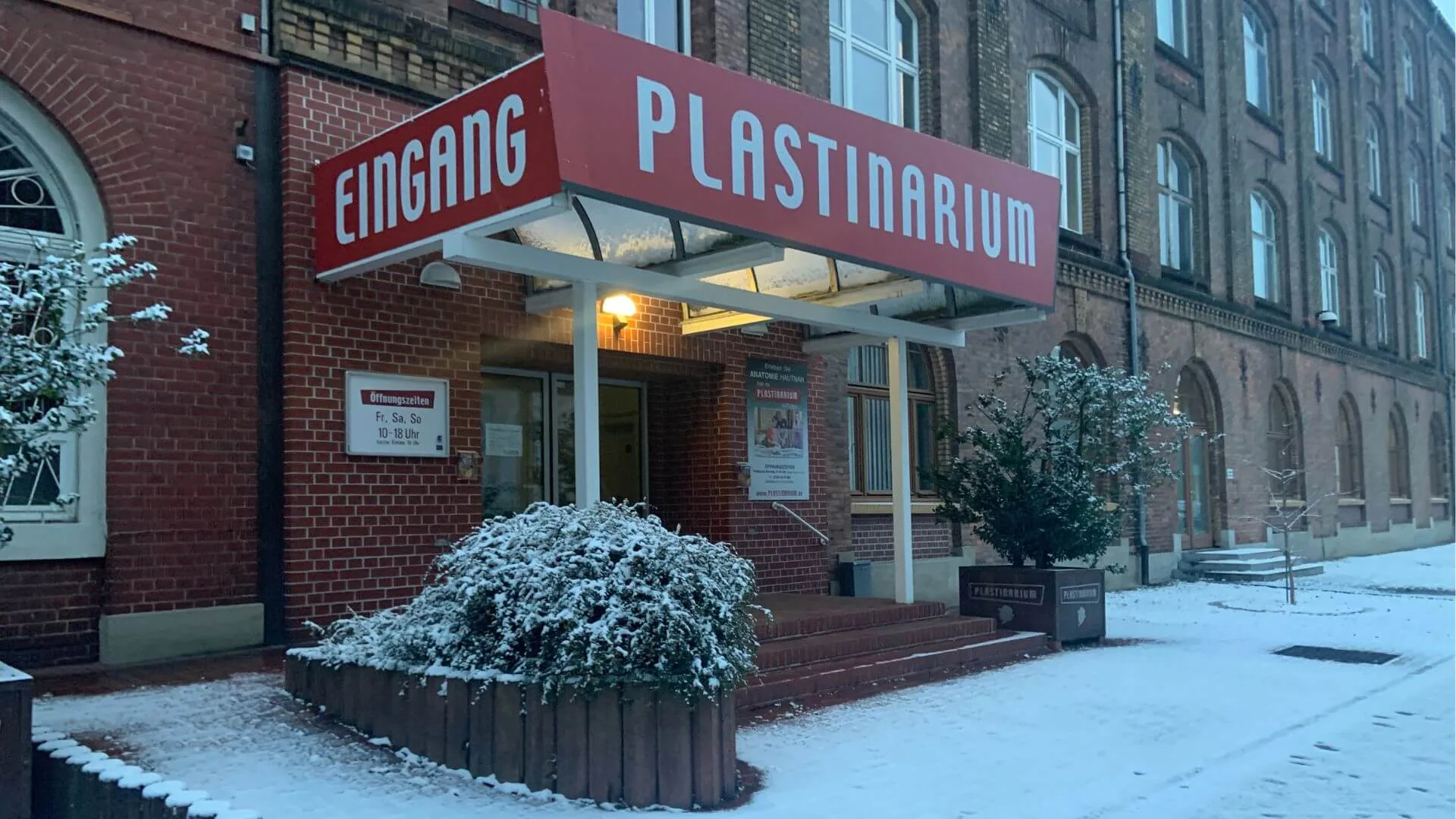 The snowy entrance to the Plastinarium in Guben, Germany, during the fascia dissection course.